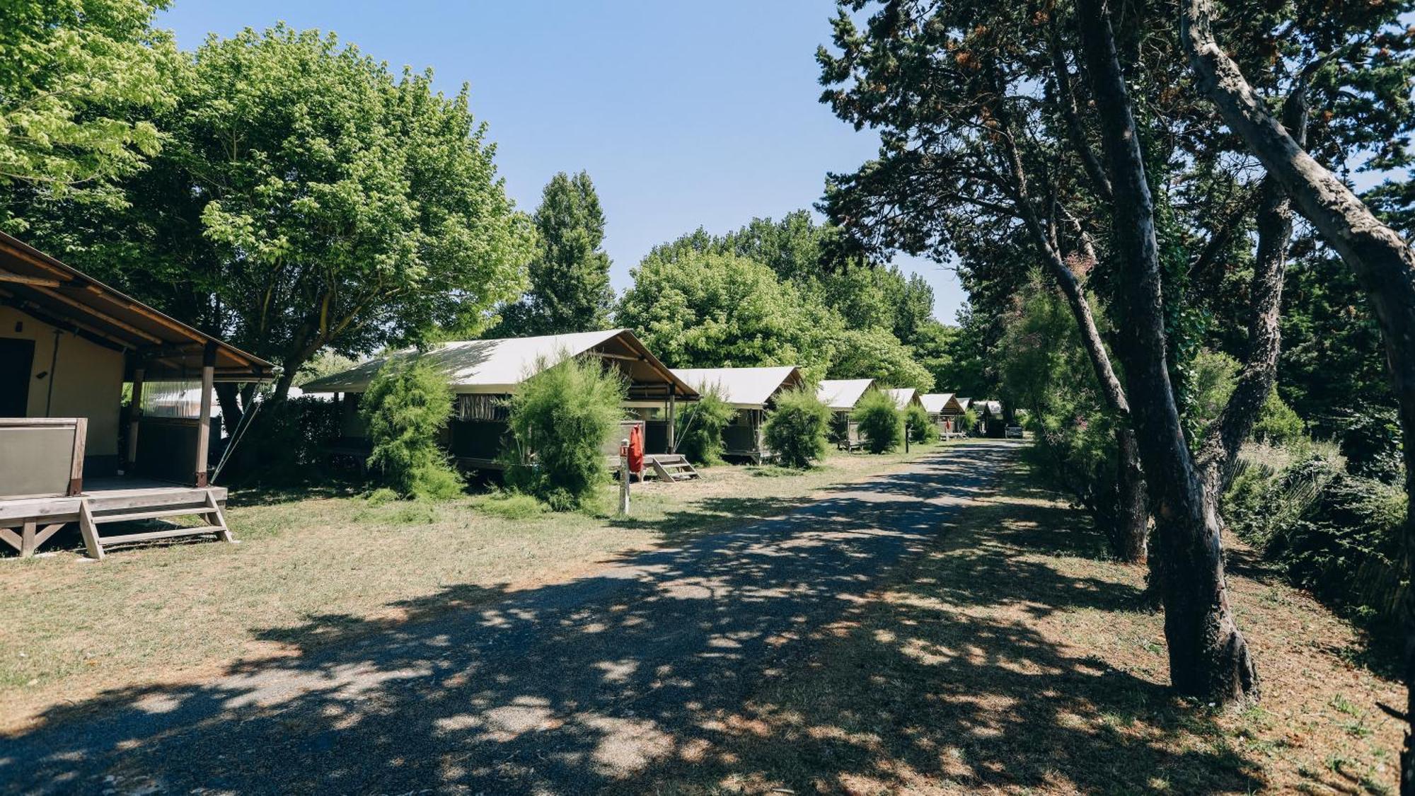 Camping La Pree Hotel Les Portes-en-Re Exterior photo