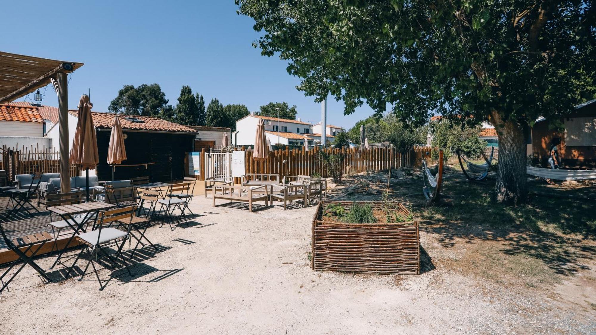 Camping La Pree Hotel Les Portes-en-Re Exterior photo