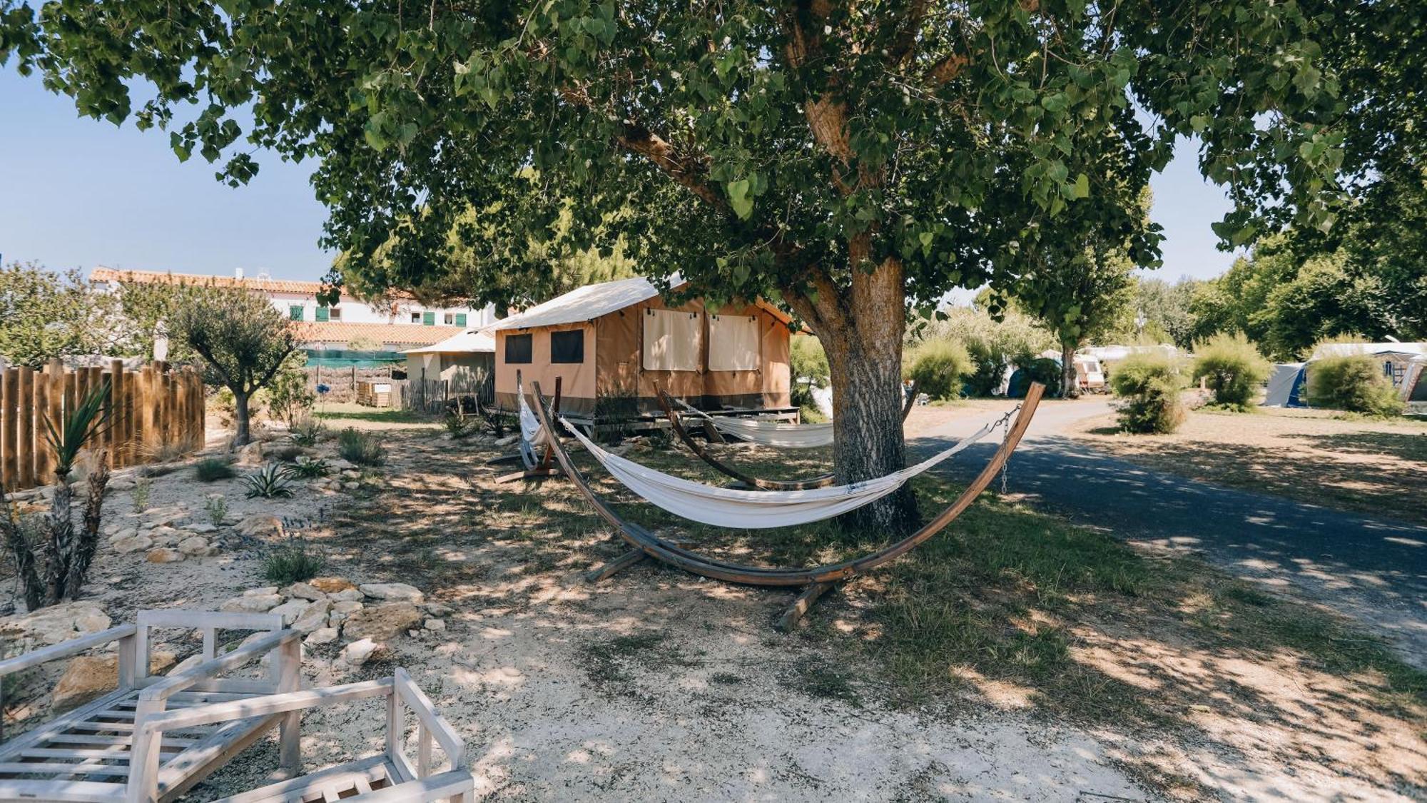 Camping La Pree Les Portes-en-Re Exterior photo